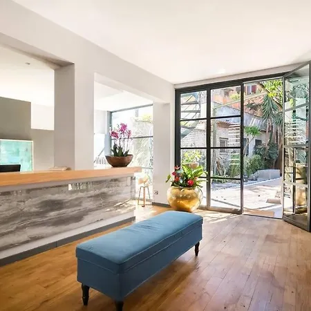 Trastevere Luxury Retreat Apartment Rome